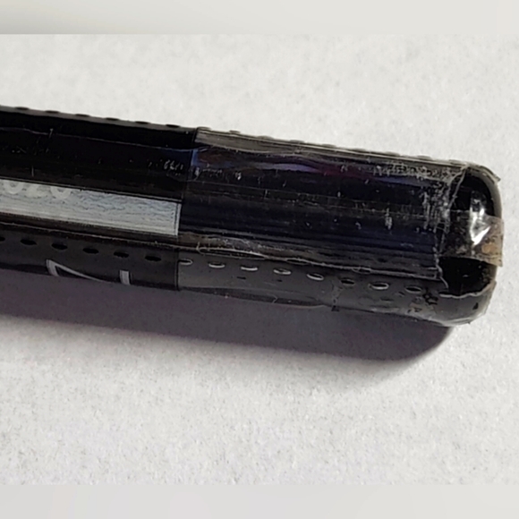 Avon Glimmersticks Eyeliner - Blackest Black - Picture 4 of 4